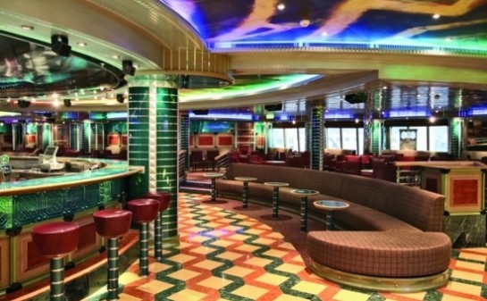 Barco Costa Pacifica