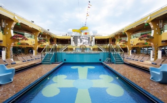 Barco Costa Pacifica