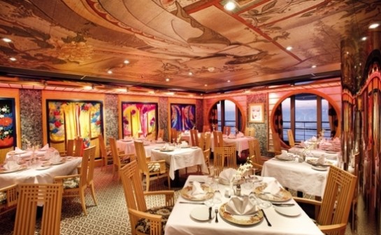 Barco Costa Pacifica