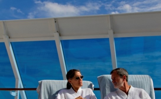 Barco Azamara Journey