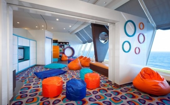 Barco Celebrity Infinity