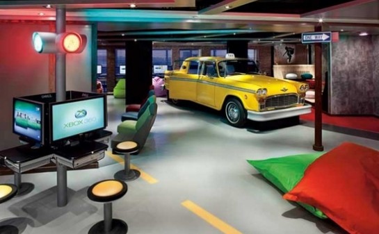 Barco ms Nieuw Amsterdam