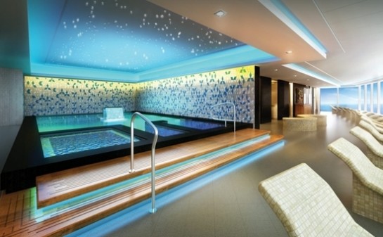 Barco Norwegian Breakaway