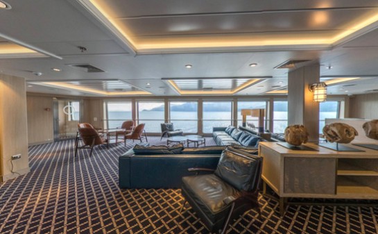 Barco Ventus Australis