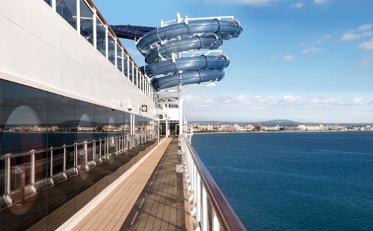 Barco MSC Seaside