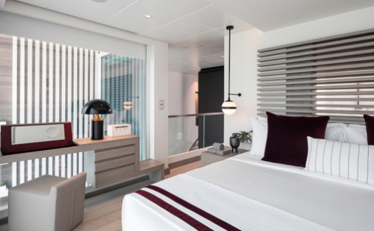 Barco Celebrity Beyond