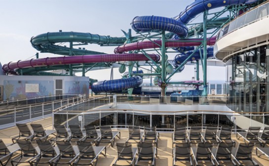 Barco MSC World Europa