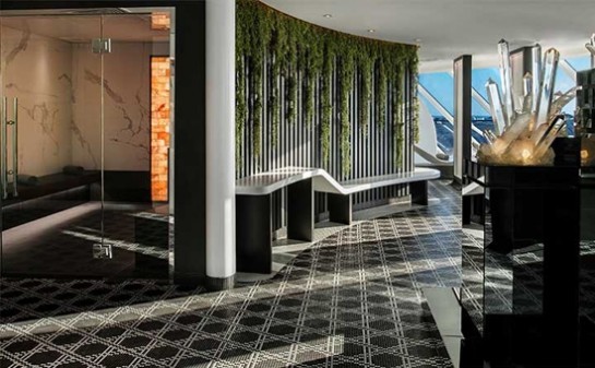 Barco Celebrity Silhouette