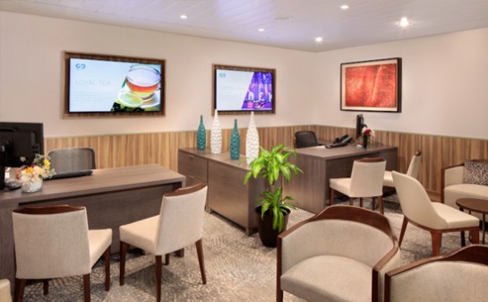 Barco Celebrity Silhouette