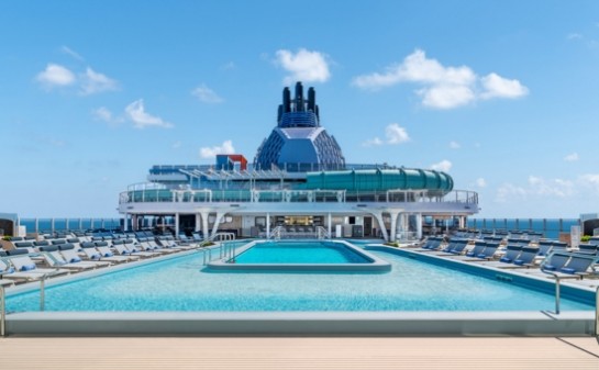 Barco Norwegian Aqua