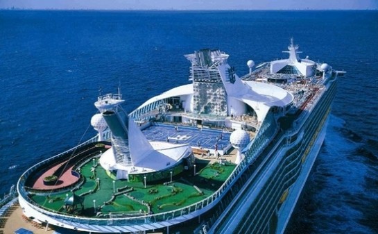 Barco Brilliance of the Seas