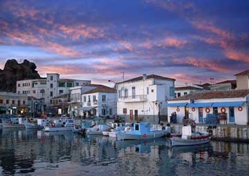 Puerto Myrina (Grecia)