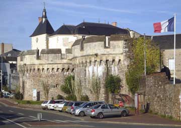 Puerto Bouchemaine / Castillos del Loira / Ancenis