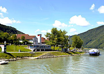 Puerto Engelhartszell (Austria)